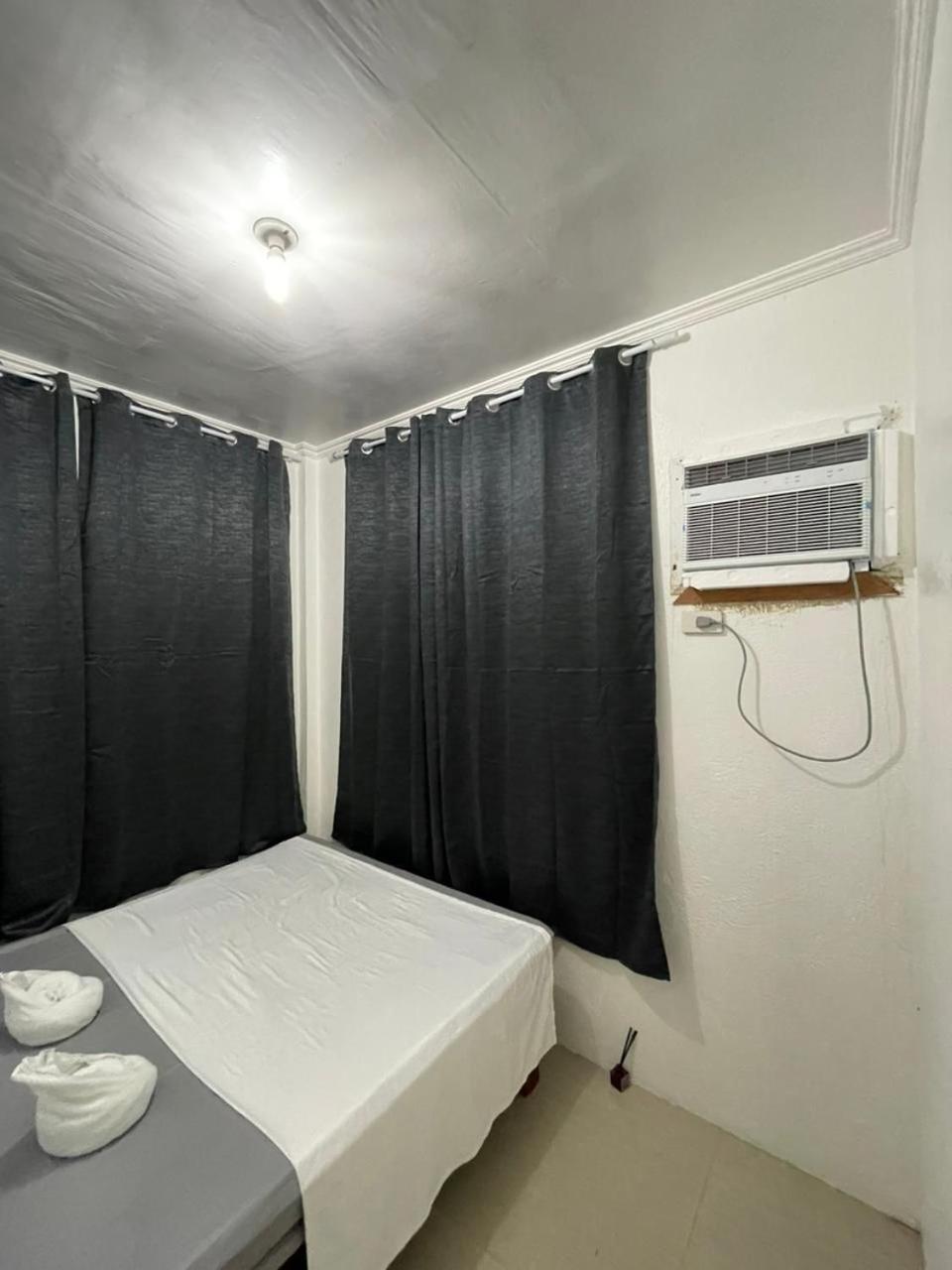 La Visita Hotel General Luna  Room photo